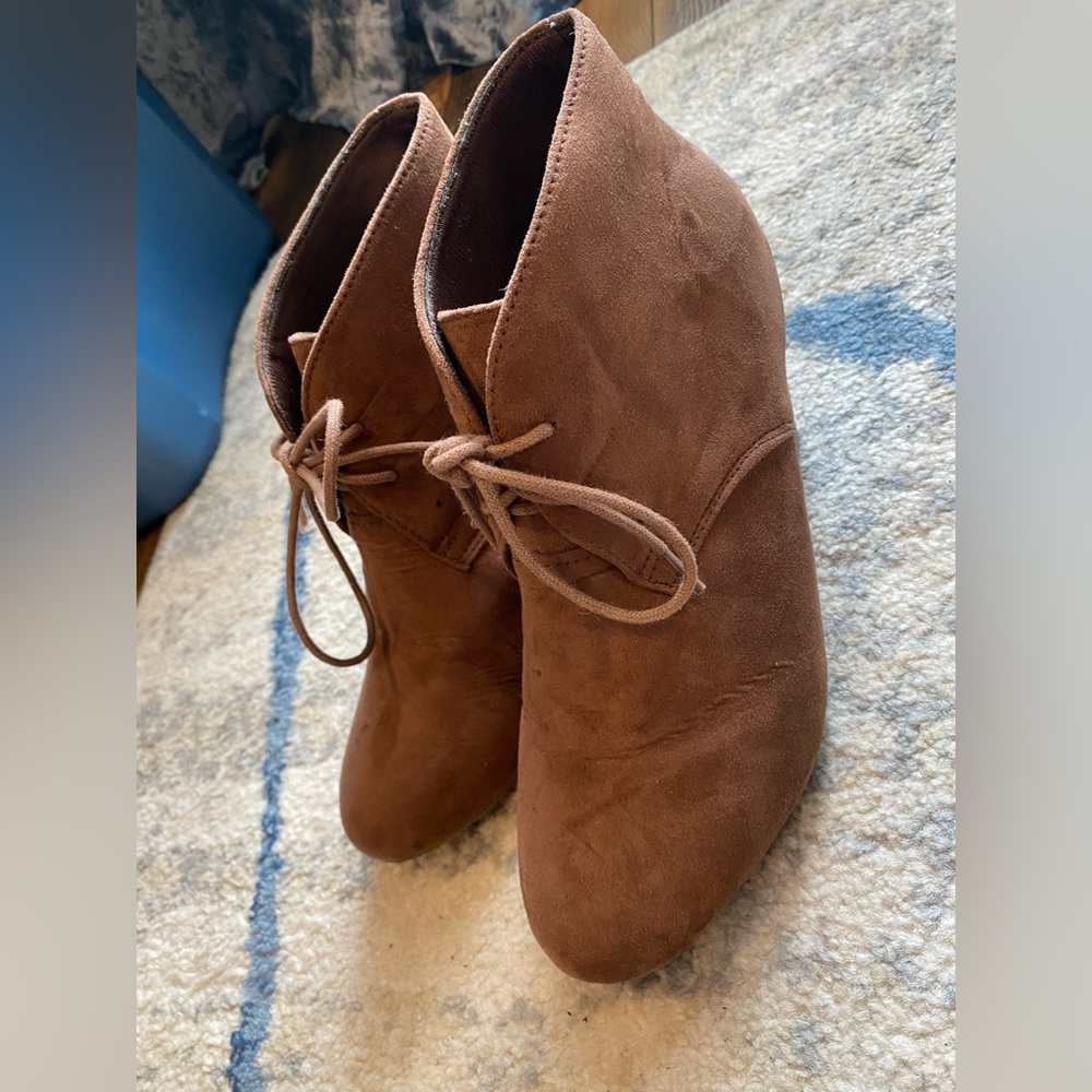 Sally 5 Suede Wedges